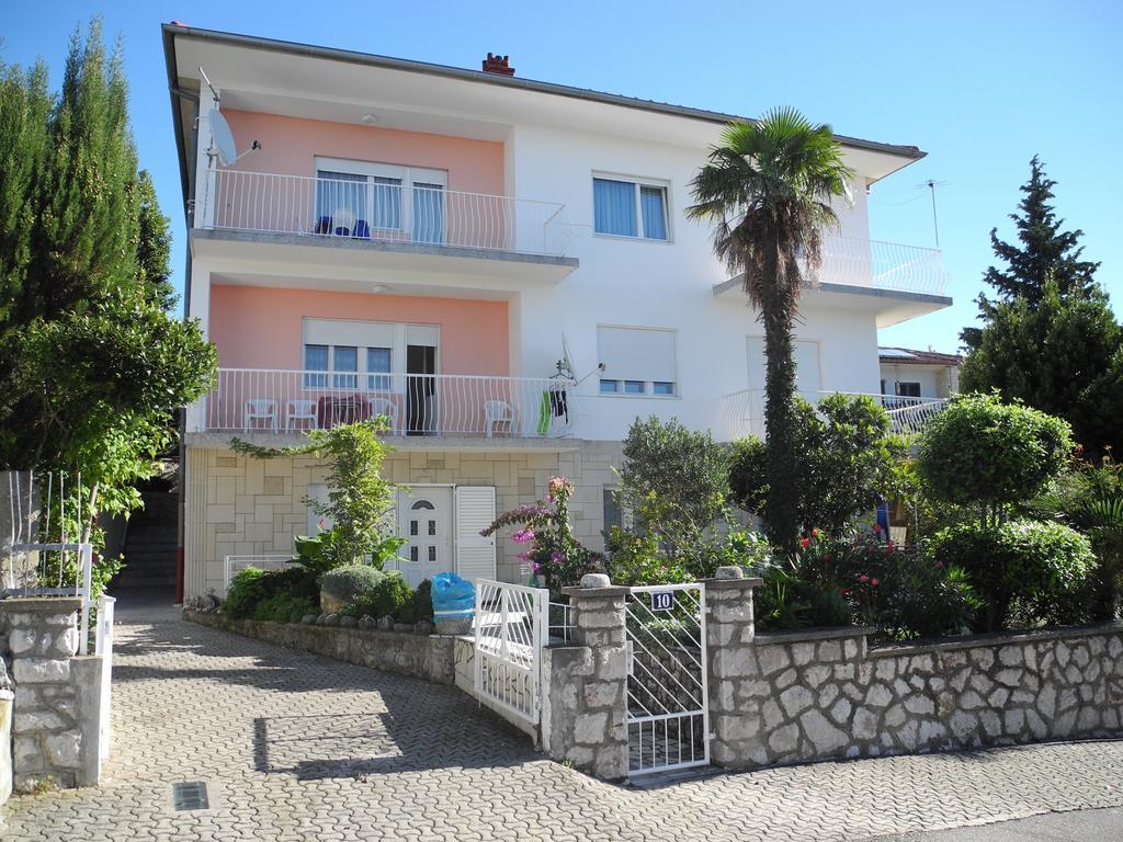 Apartments Pavelic Crikvenica Kamer foto